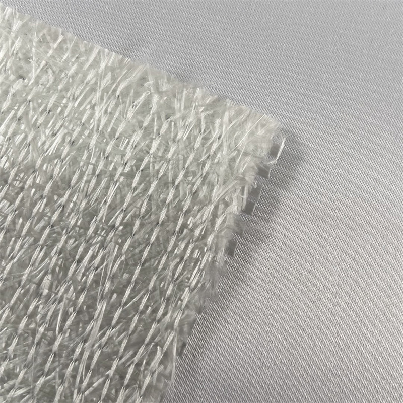 Tela multiaxial de fieltro compuesto de punto fino de 900g, energía eólica de 0°90°, propósito especial